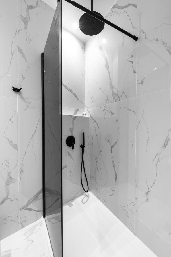 Penthouse Level 8, Nilie Hospitality Mgmt Apartment Солун Екстериор снимка