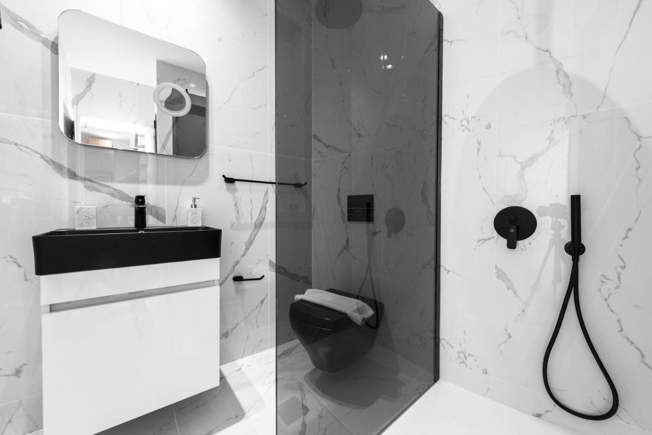 Penthouse Level 8, Nilie Hospitality Mgmt Apartment Солун Екстериор снимка